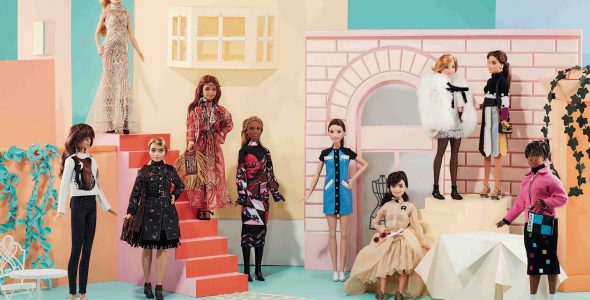 Le Barbie più fashion sfilano a Palazzo Morando